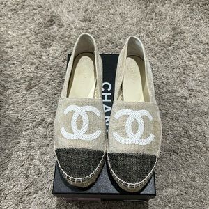 Chanel Espadrilles Beige/Black - Size 39 EU / US 8.5